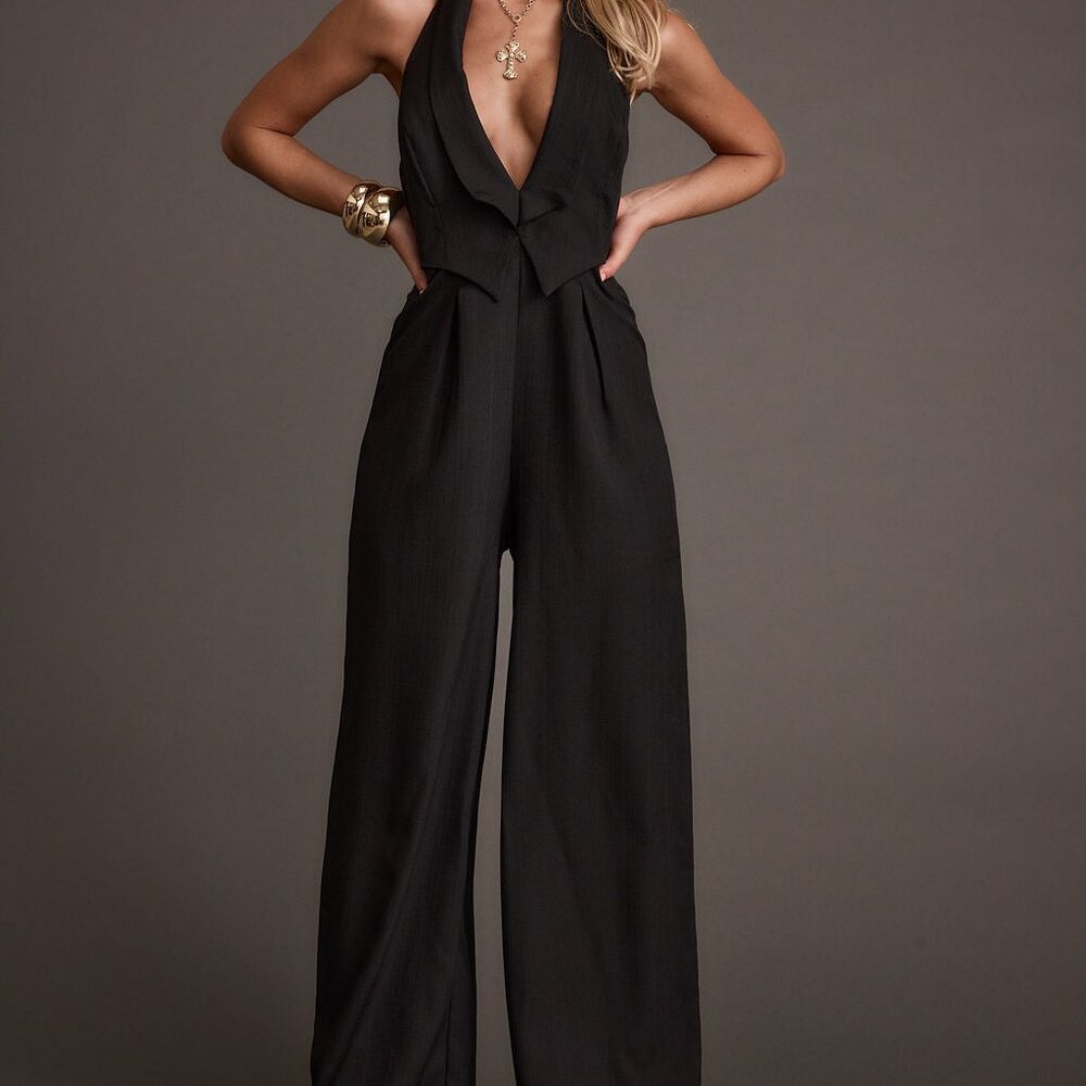 12th Tribe Astoria Black Plunge Halter Tailored Jumpsuit Size MM